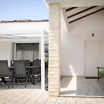 Luxury Villa Near Sibenik With Heated Pool, Jacuzzi & Sauna