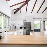 Luxury Villa Near Sibenik With Heated Pool, Jacuzzi & Sauna *