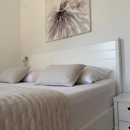 Luxury Near With Heated Pool, Jacuzzi & Sauna * Sibenik