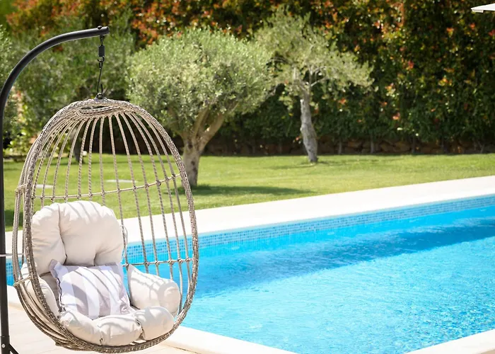 Villa Stella - Heated Pool, Jacuzzi & Sauna *